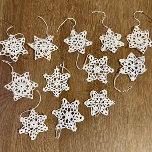 12 Vintage Handmade Crochet Snowflake Starched Christmas Tree Ornaments 3"